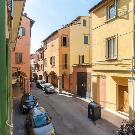 Apartament Orfeo *